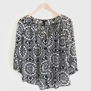 H&M Black and White Blouse